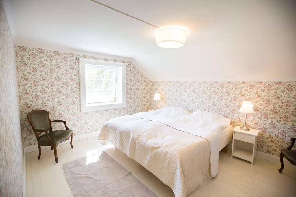 Hotel Lilla Soergarden Kungsberga Habitación foto